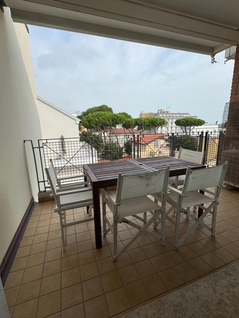 Apartamento Marconi Deluxe Lido di Jesolo Exterior foto